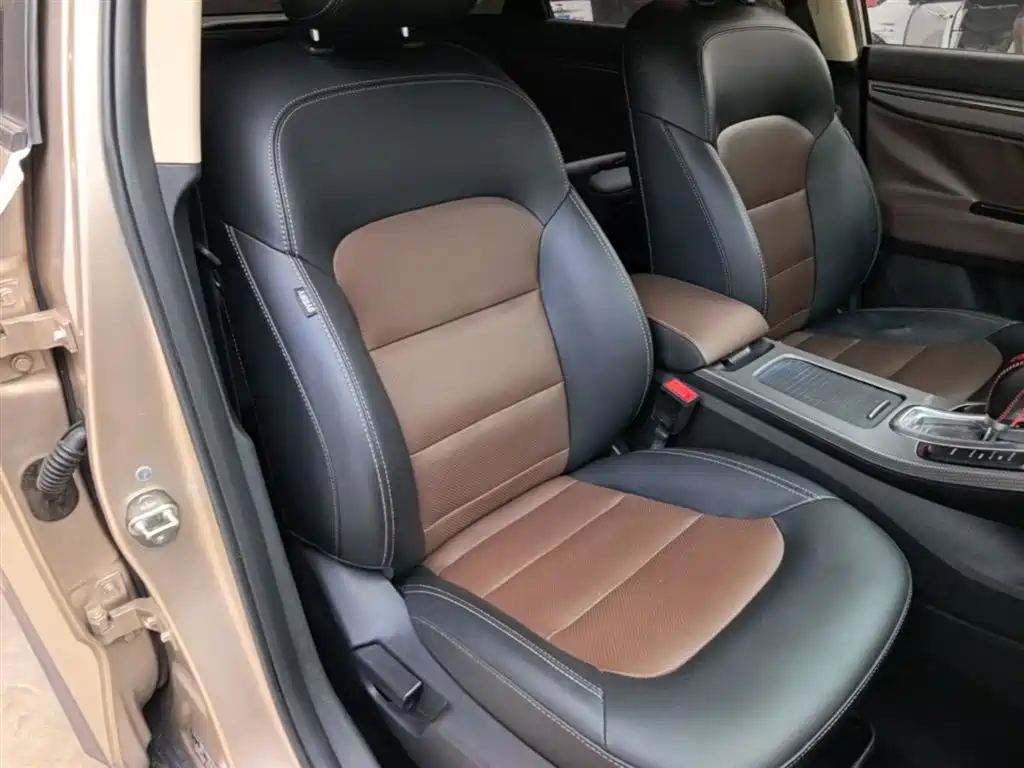 Geely Emgrand GS 2017 — фото 25