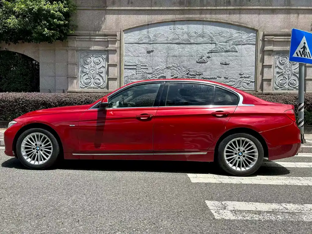 BMW 3 Series 2013