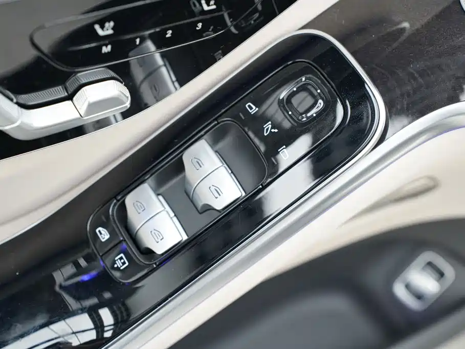 Mercedes-Benz S-Class 2022 — фото 26