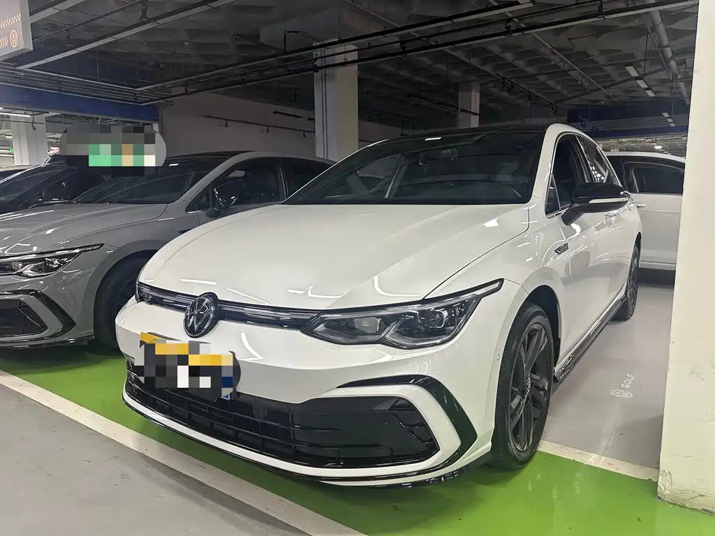 Volkswagen Golf 2024