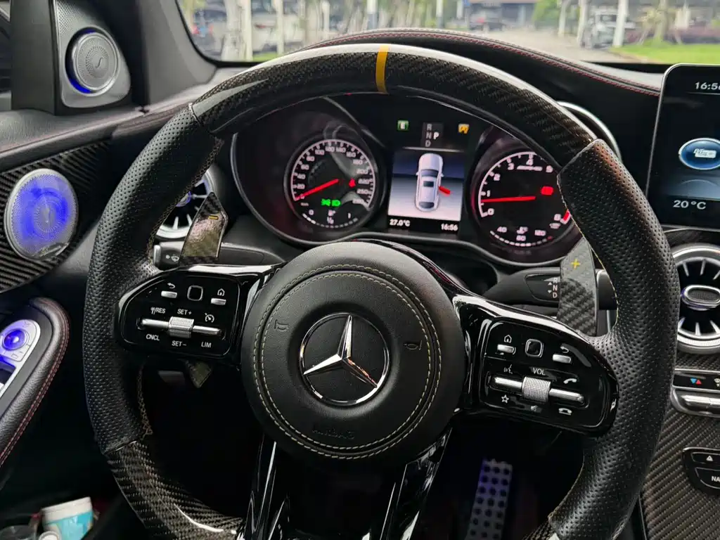 Mercedes-Benz GLC Coupe AMG 2017 — фото 13