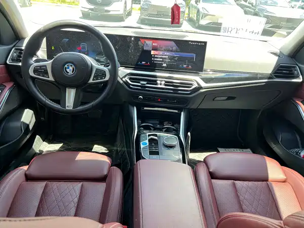 BMW i3 2023