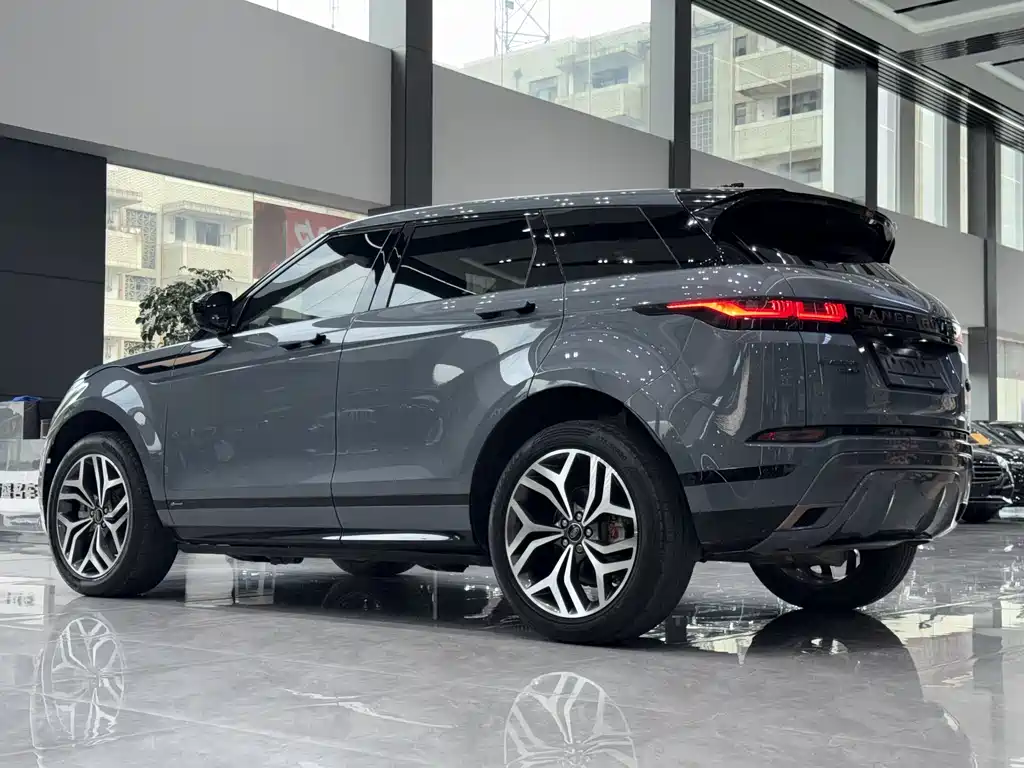 Land Rover Evoque 2020 — фото 10