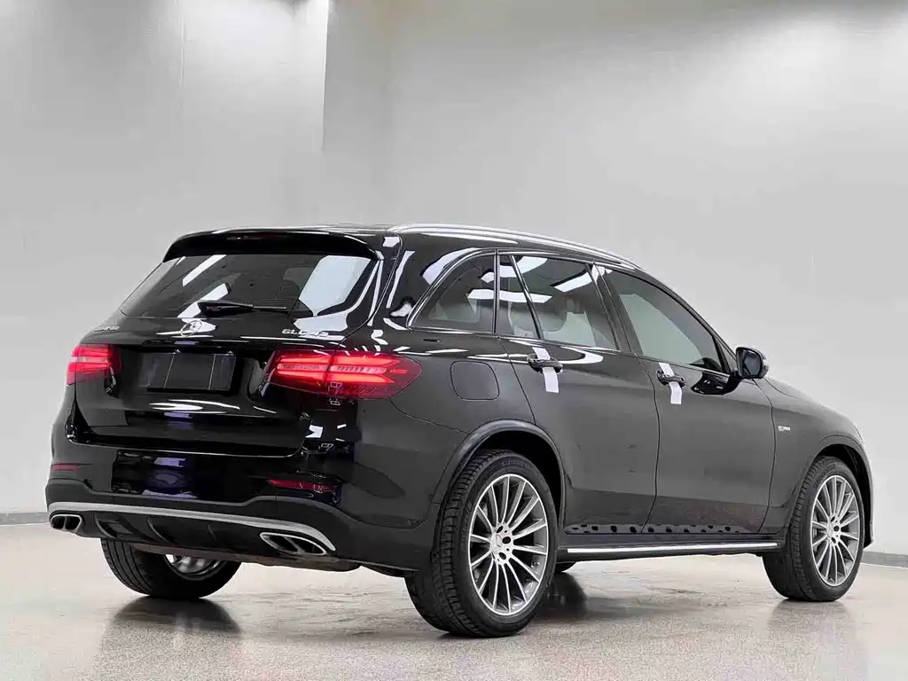 Mercedes-Benz GLC AMG 2019 — фото 27
