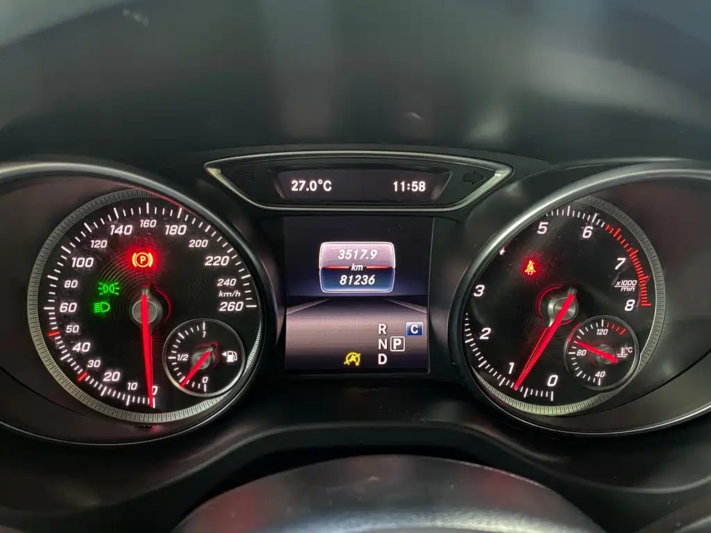 Mercedes-Benz CLA 2018 — фото 19