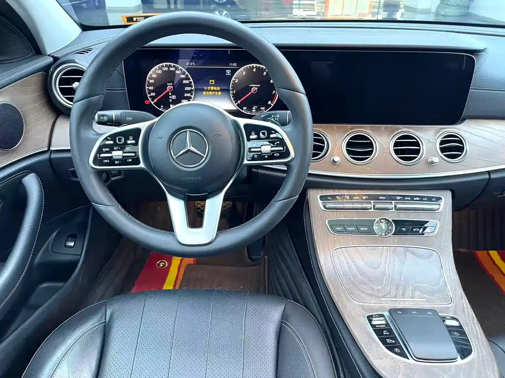 Mercedes-Benz E-Class 2019 — фото 8