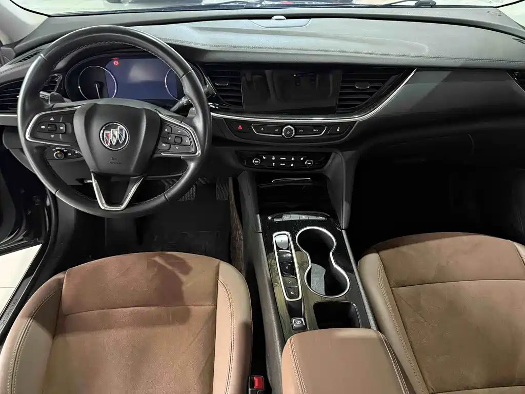 Buick Regal 2022 — фото 4