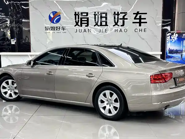 Audi A8 2013