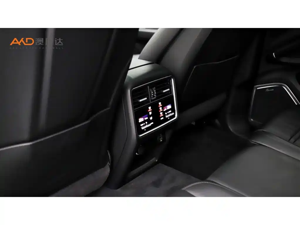 Porsche Cayenne 2018 — фото 9