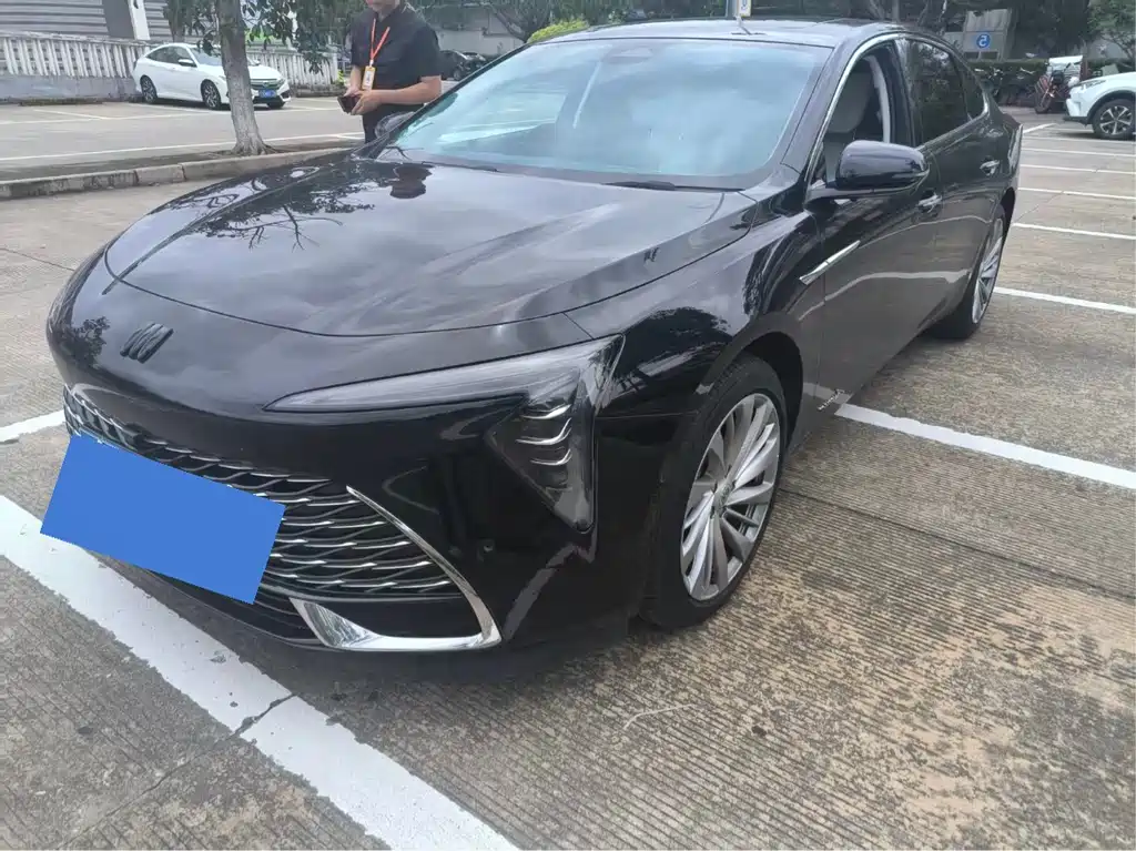 Buick LaCrosse 2025
