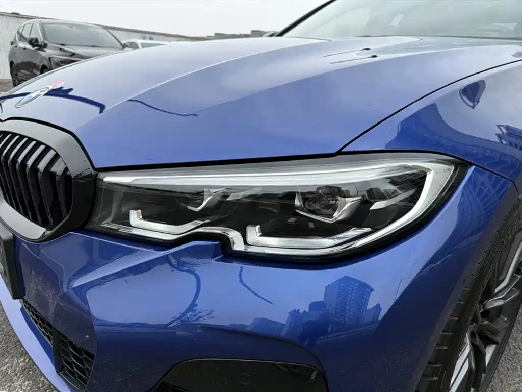 BMW 3 Series 2022 — фото 23
