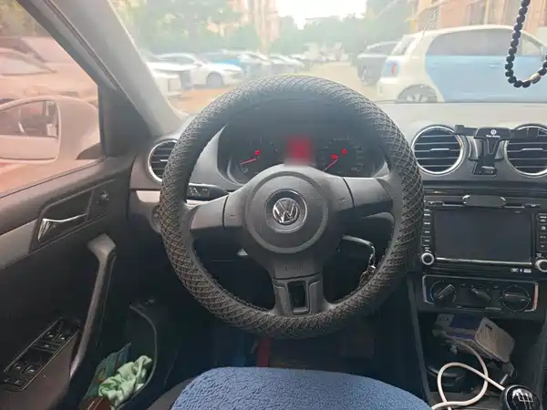 Volkswagen Jetta 2015