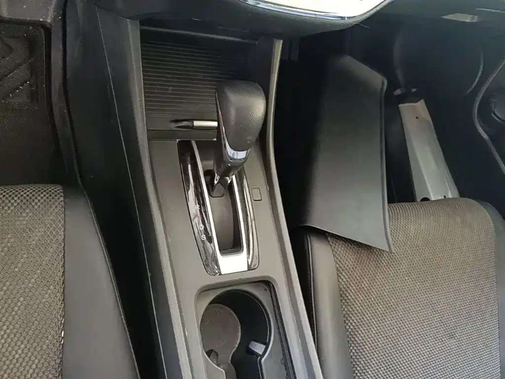 Honda Jade 2019 — фото 14