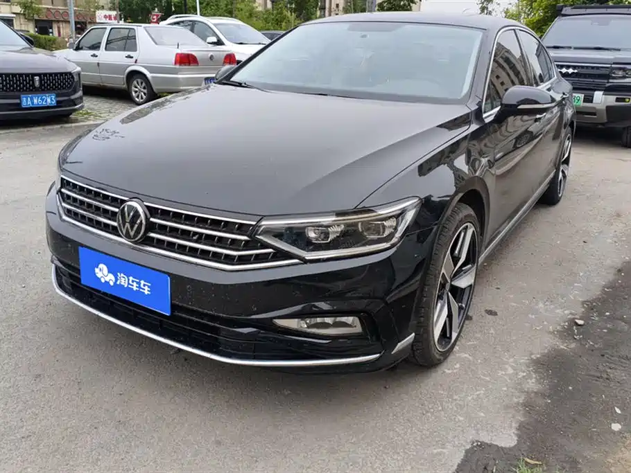 Volkswagen Magotan 2024