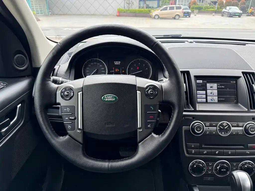 Land Rover Freelander 2 2014 — фото 21