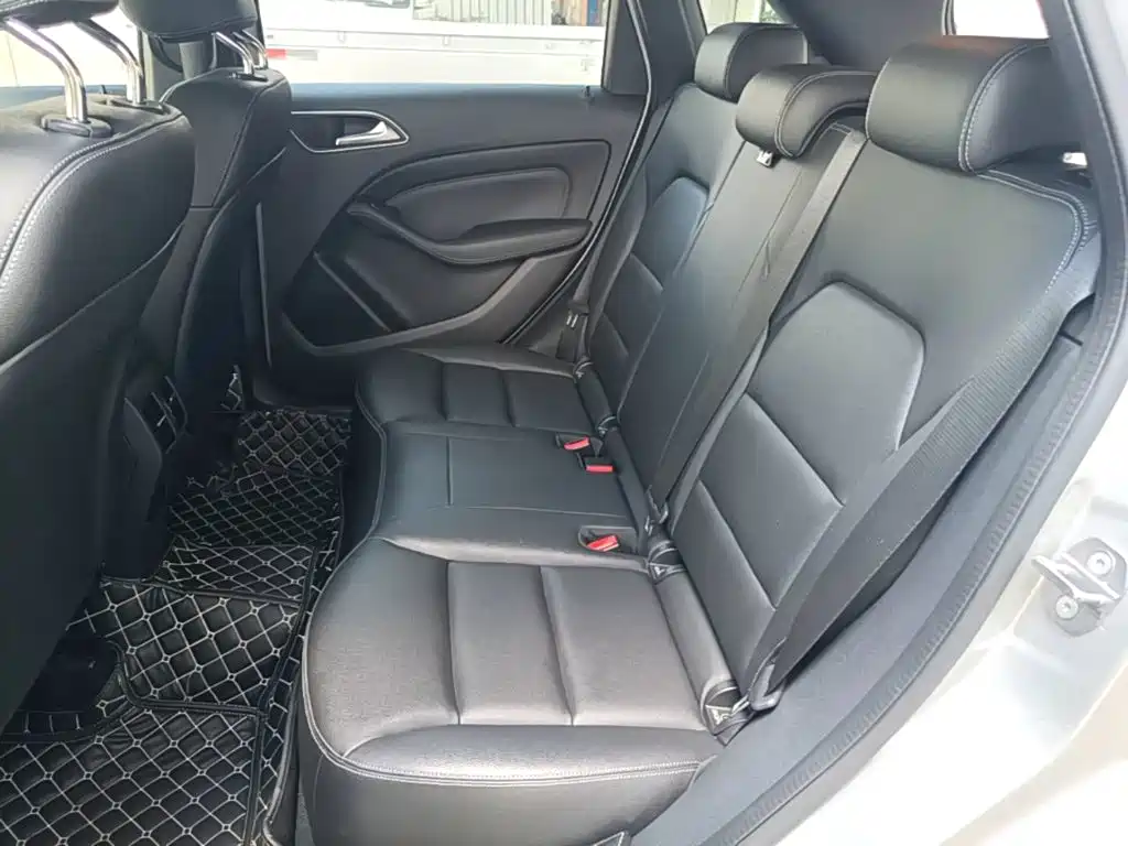 Mercedes-Benz B-Class 2018 — фото 13