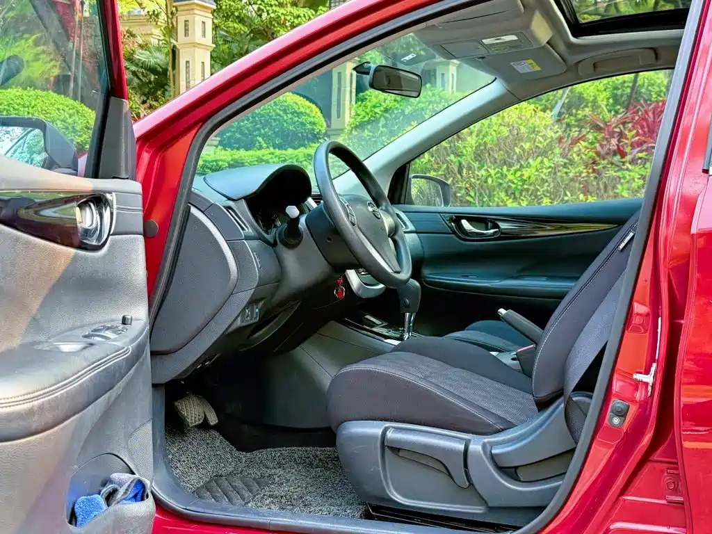 Nissan Tiida 2018 — фото 4