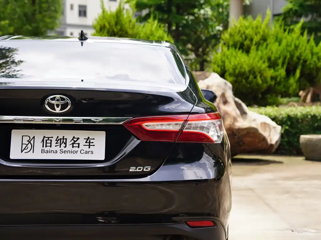 Toyota Camry 2021 — фото 11