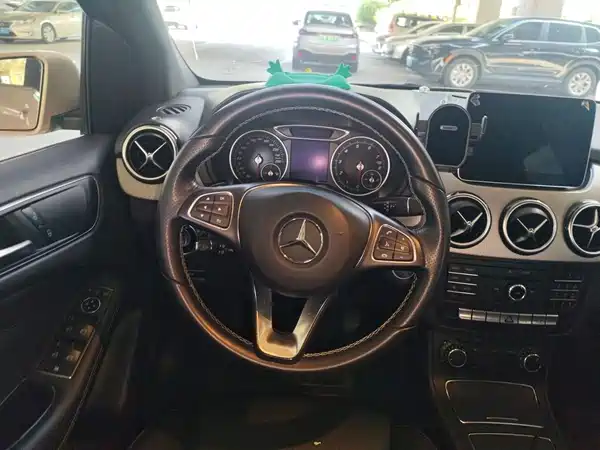 Mercedes-Benz B-Class 2018