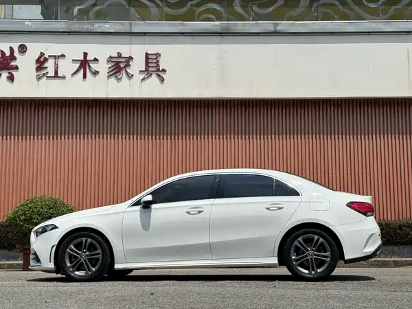 Mercedes-Benz A-Class 2021