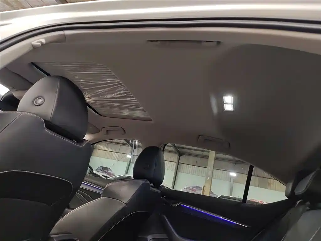 Skoda Octavia 2021 — фото 24