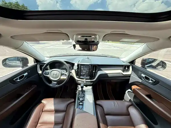 Volvo XC60 2020
