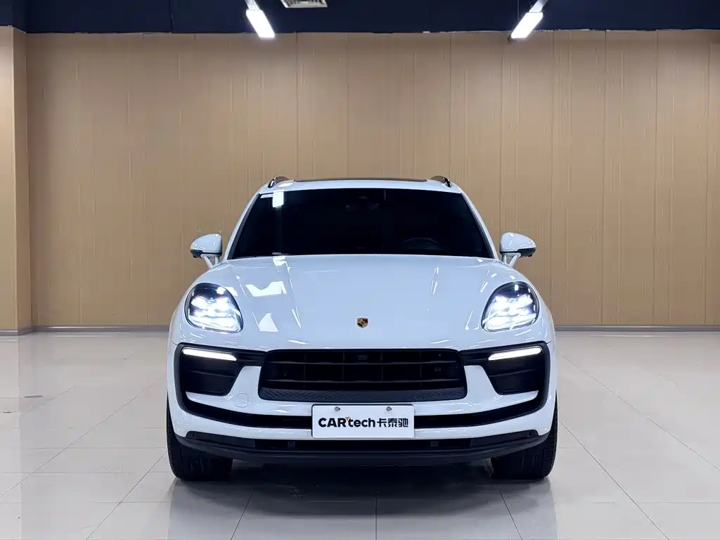 Porsche Macan 2023 — фото 12