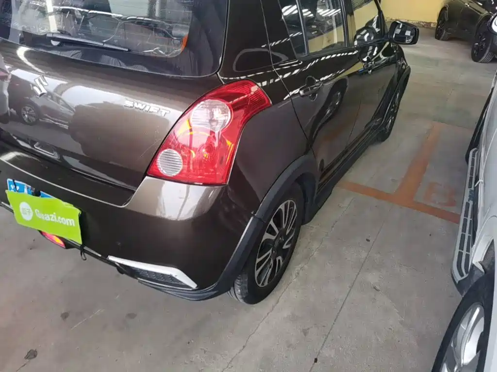 Suzuki Swift 2016 — фото 8