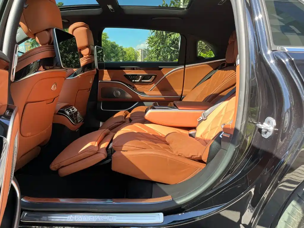Mercedes-Benz Maybach S-Class 2024 — фото 12