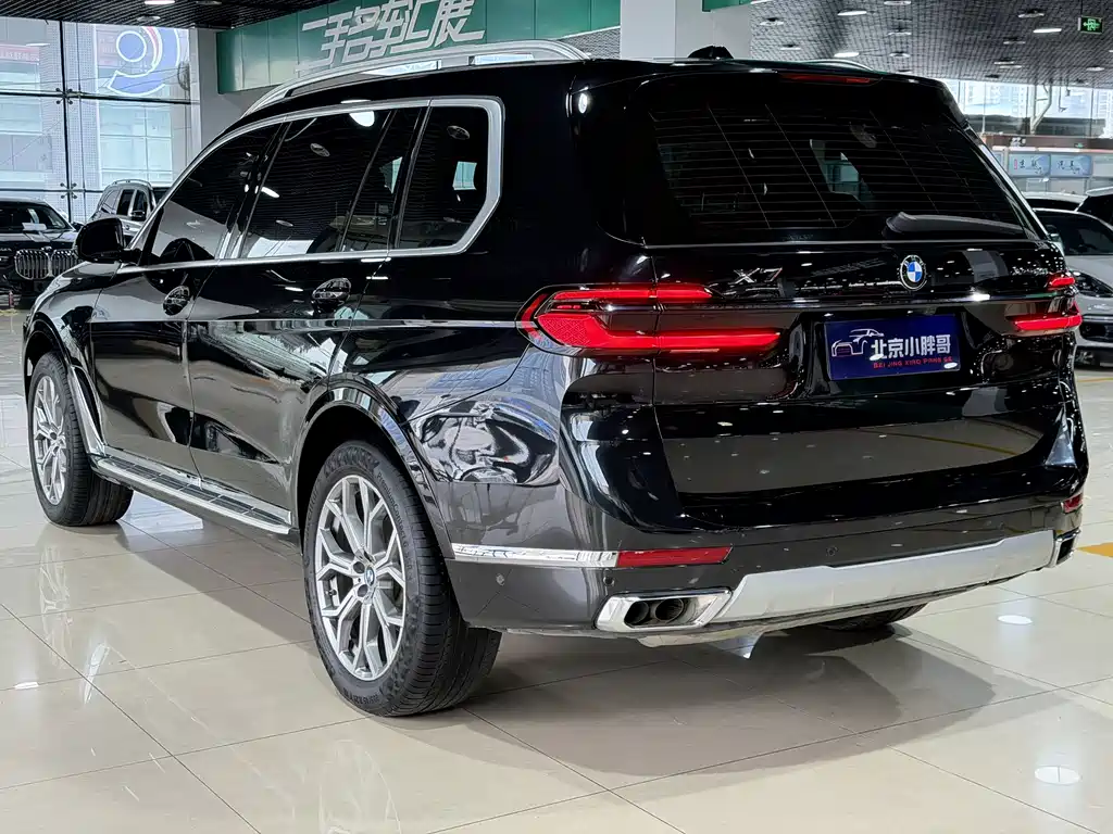 BMW X7 2023 — фото 16