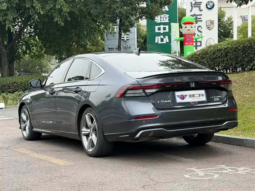 Honda Accord 2023 — фото 4