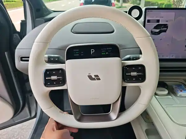 Li Auto i6 2026