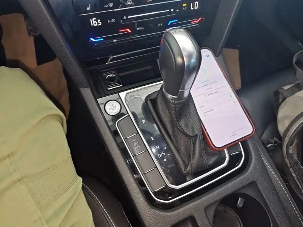 Volkswagen Magotan 2020 — фото 14