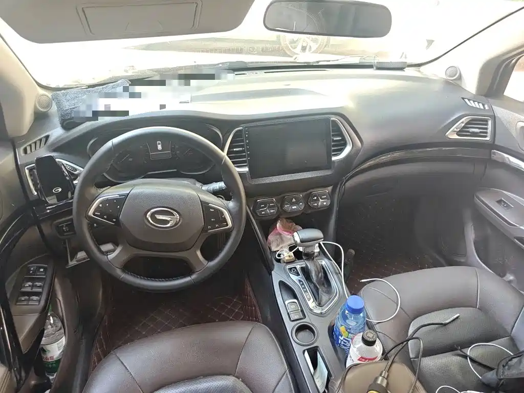 GAC Trumpchi GS4 2018 — фото 13