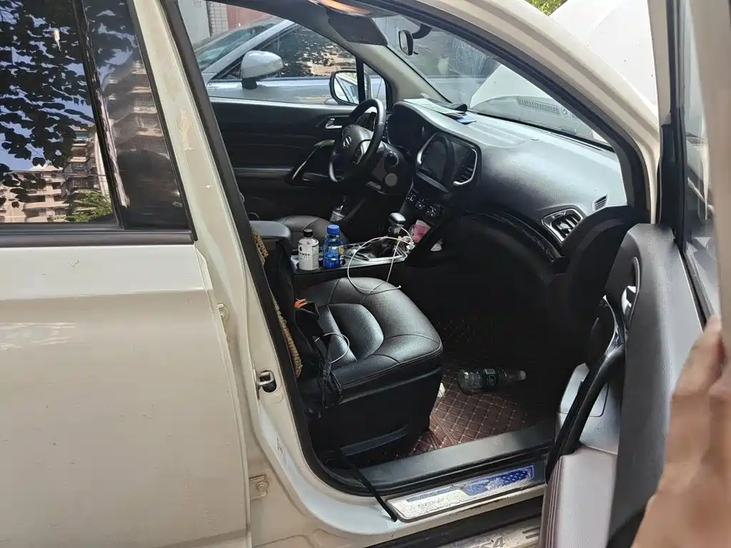 GAC Trumpchi GS4 2018 — фото 20