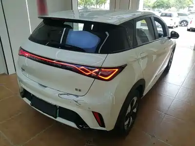 BYD Dolphin 2025