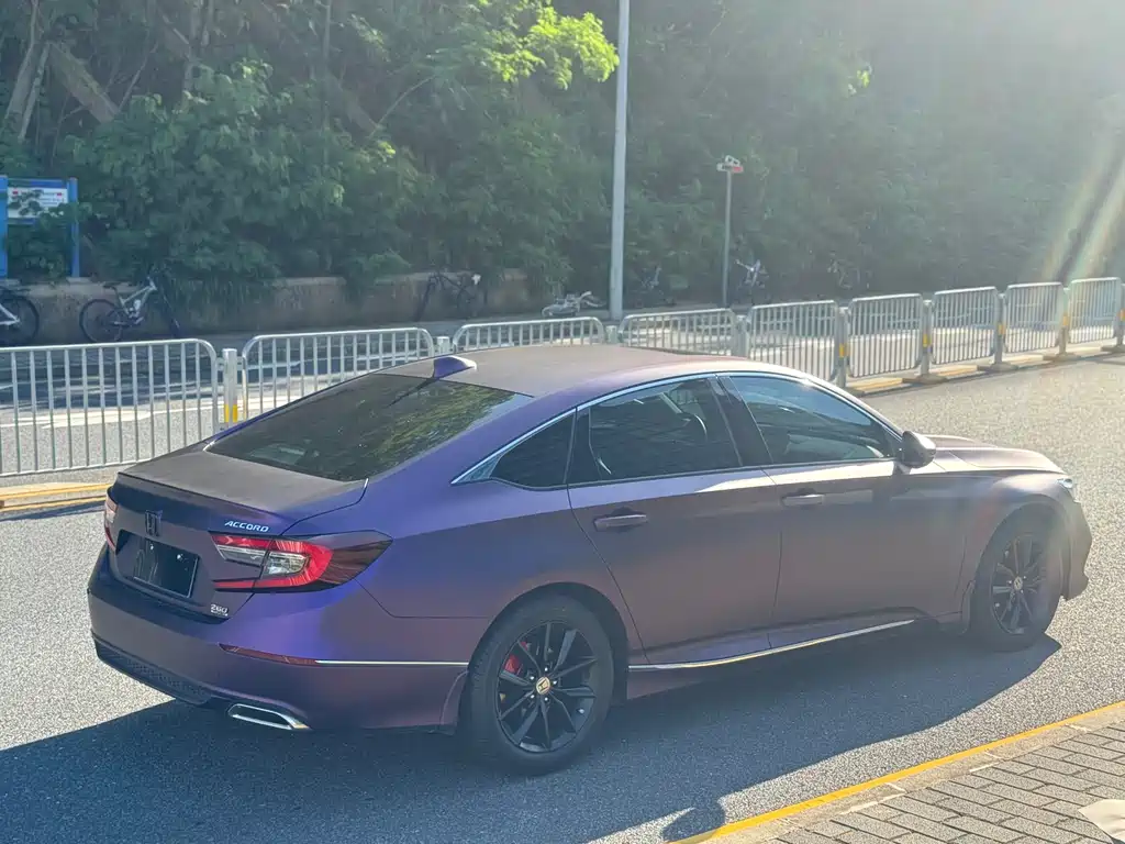 Honda Accord 2023 — фото 10