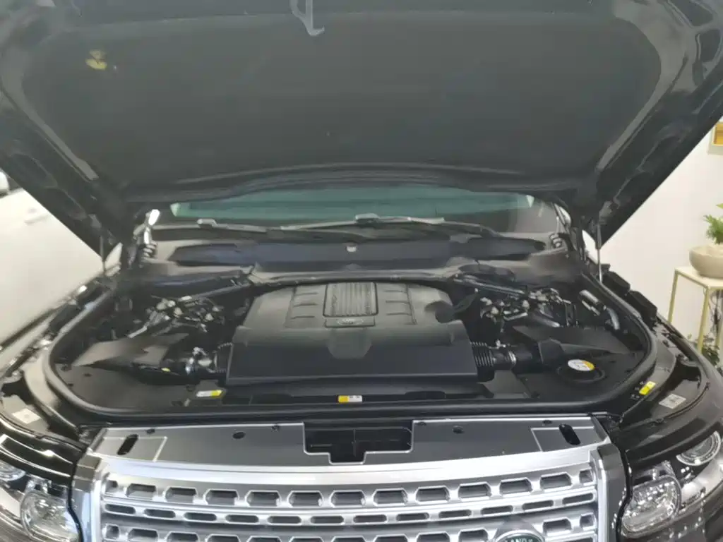 Land Rover Range Rover 2018 — фото 20