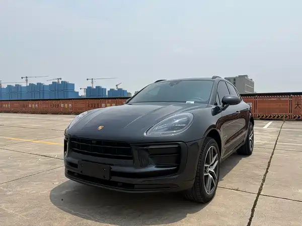 Porsche Macan 2022