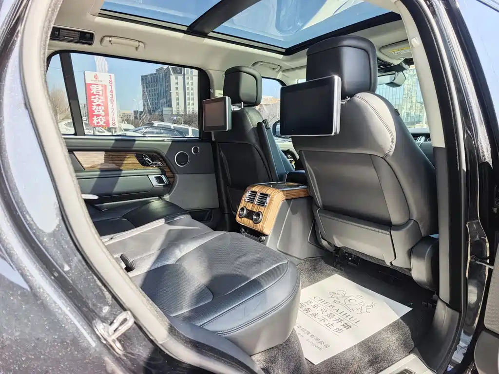 Land Rover Range Rover 2019 — фото 14