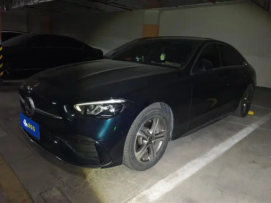 Mercedes-Benz C-Class 2022