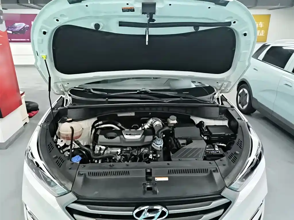 Hyundai Tucson 2018 — фото 20