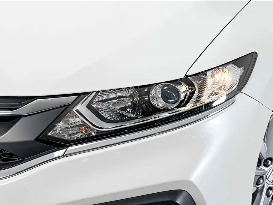 Honda Jade 2018 — фото 4