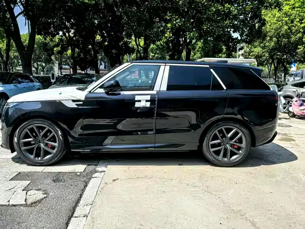 Land Rover Range Rover Sport 2026