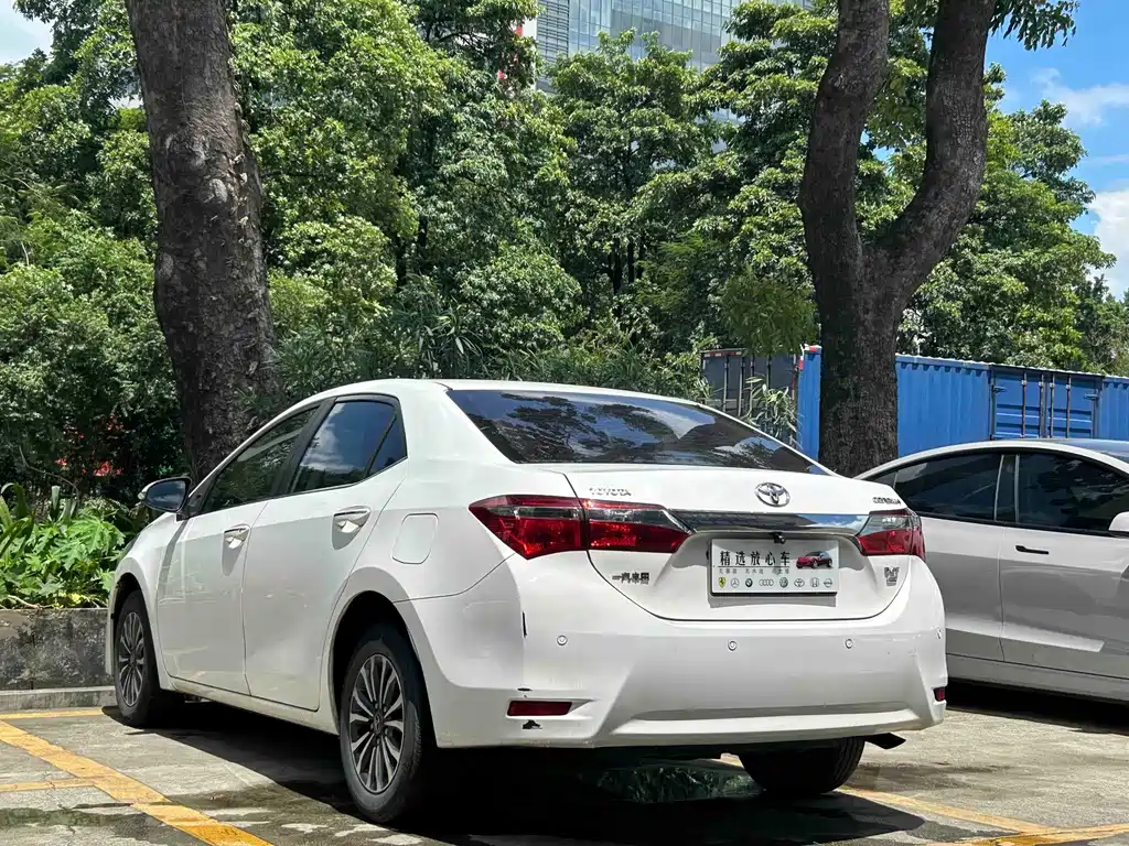 Toyota Corolla 2019 — фото 8