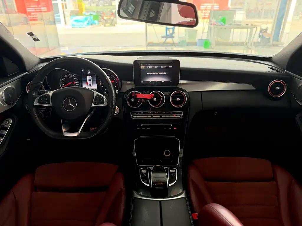 Mercedes-Benz C-Class 2018
