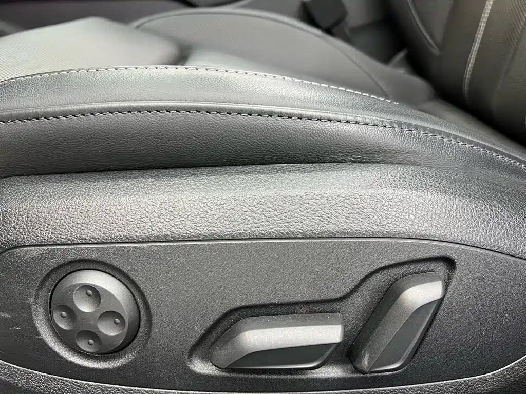 Audi A4L 2023