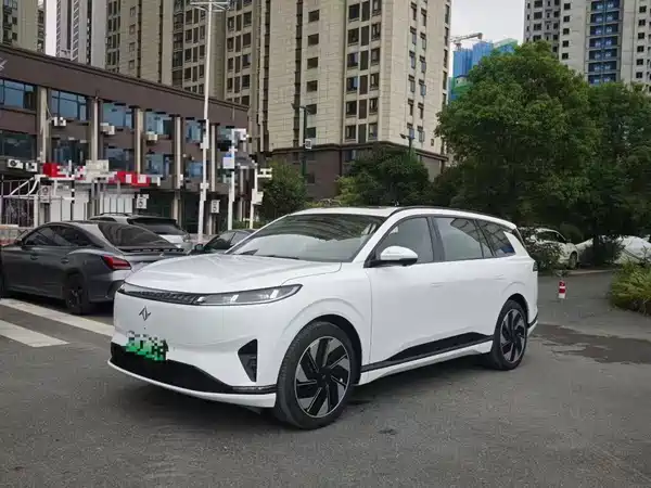 Dongfeng e008 2024