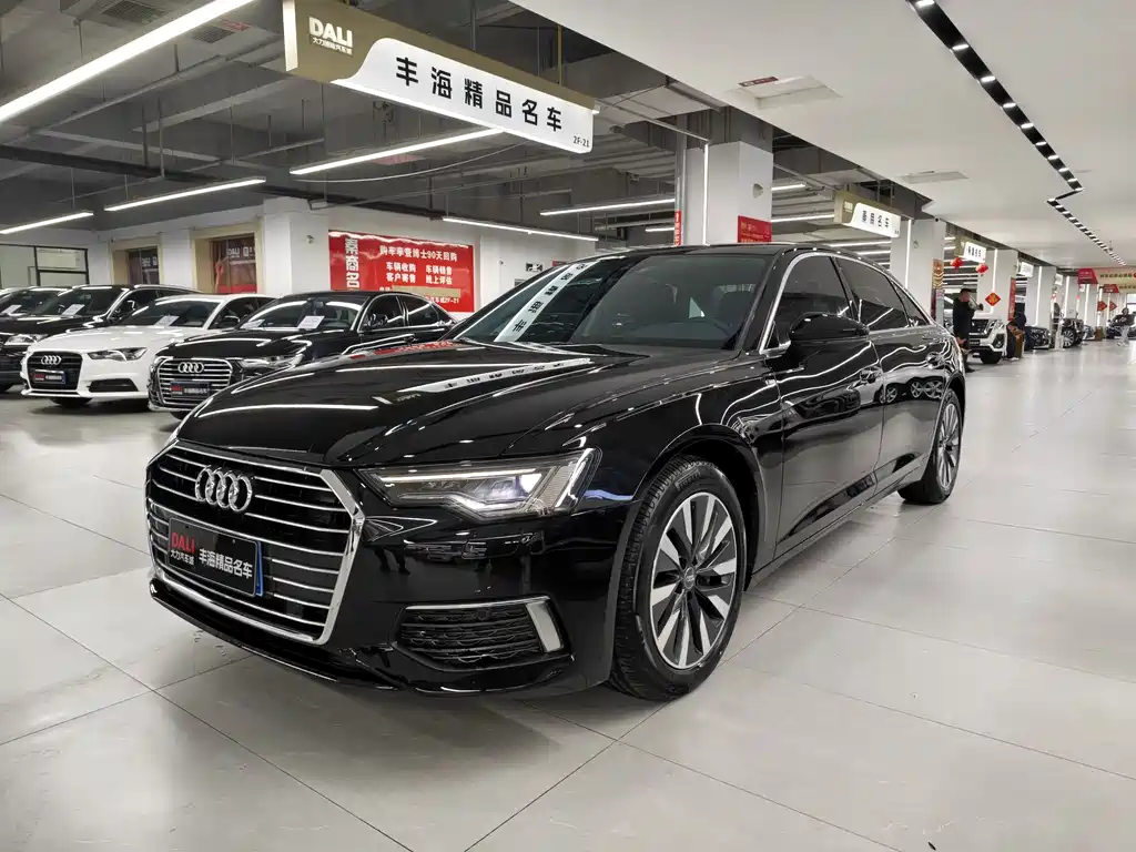 Audi A6L 2021 — фото 1