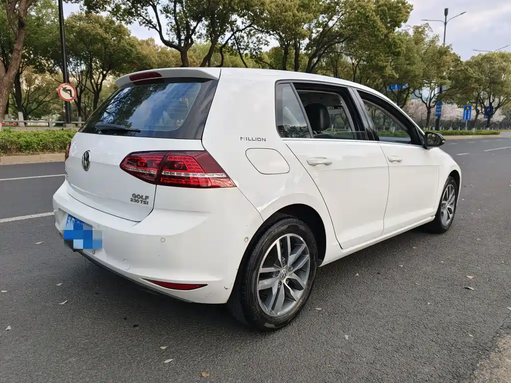 Volkswagen Golf 2016